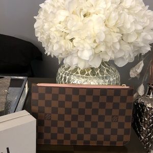 ❌SOLD❌ LV neverfull pochette damier ebene
